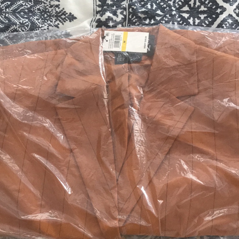 Danielle Bernstein Pinstripe Blazer NWT - Picture 4 of 4